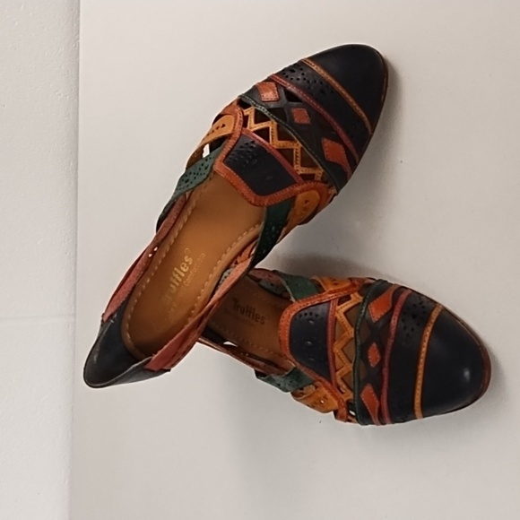 Truffles Multi-Colored Genuine Leather Slip-on Flat Shoe - Picture 11 of 11